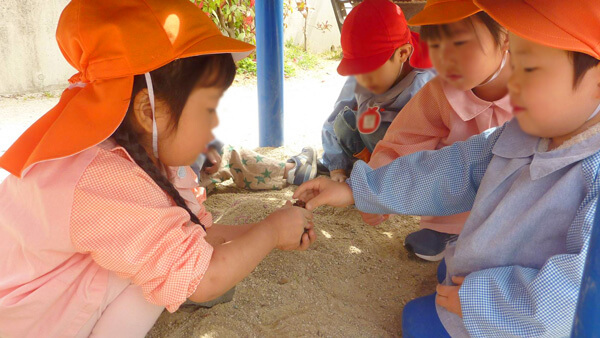 サンタリーベ保育園 お散歩