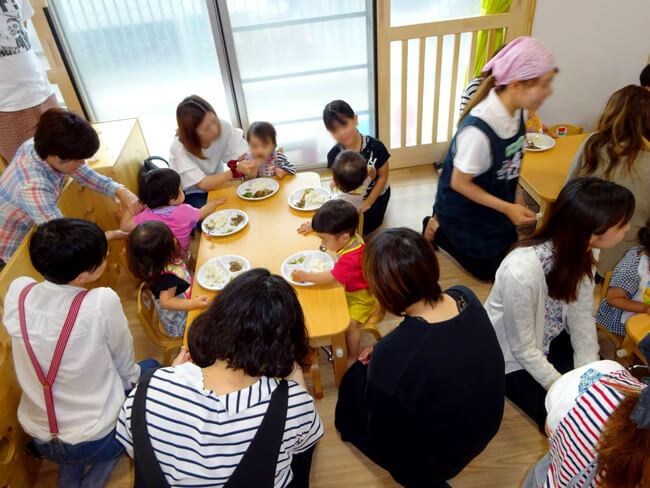 保育参観（サンタリーベ保育園）