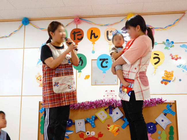7月の子どもたち-誕生日会