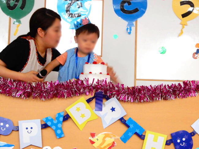 7月の子どもたち-誕生日会
