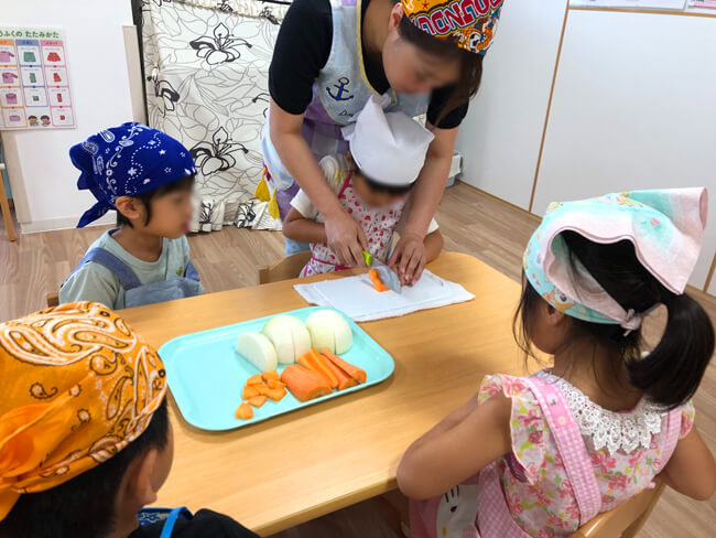 お泊り保育(サンタリーベ保育園)