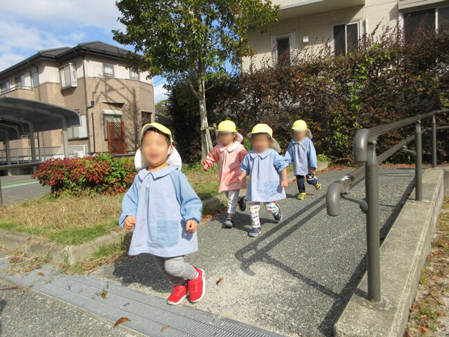 11月の子どもたち(サンタリーベ保育園)